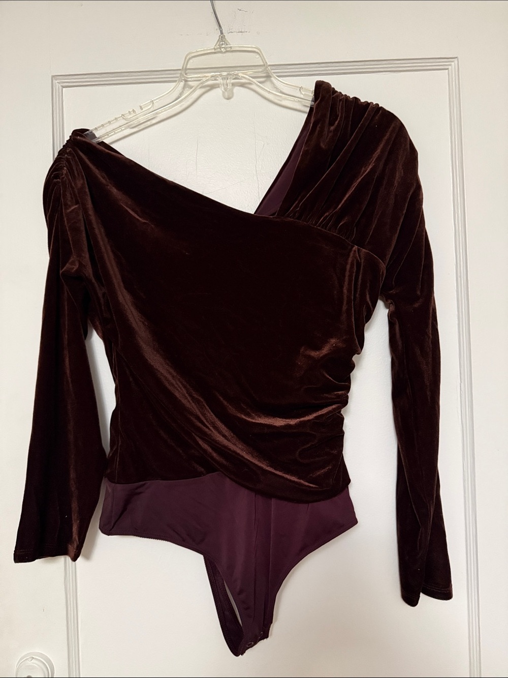 Women's Velvet Long-Sleeve Bodysuit in Deep Brown